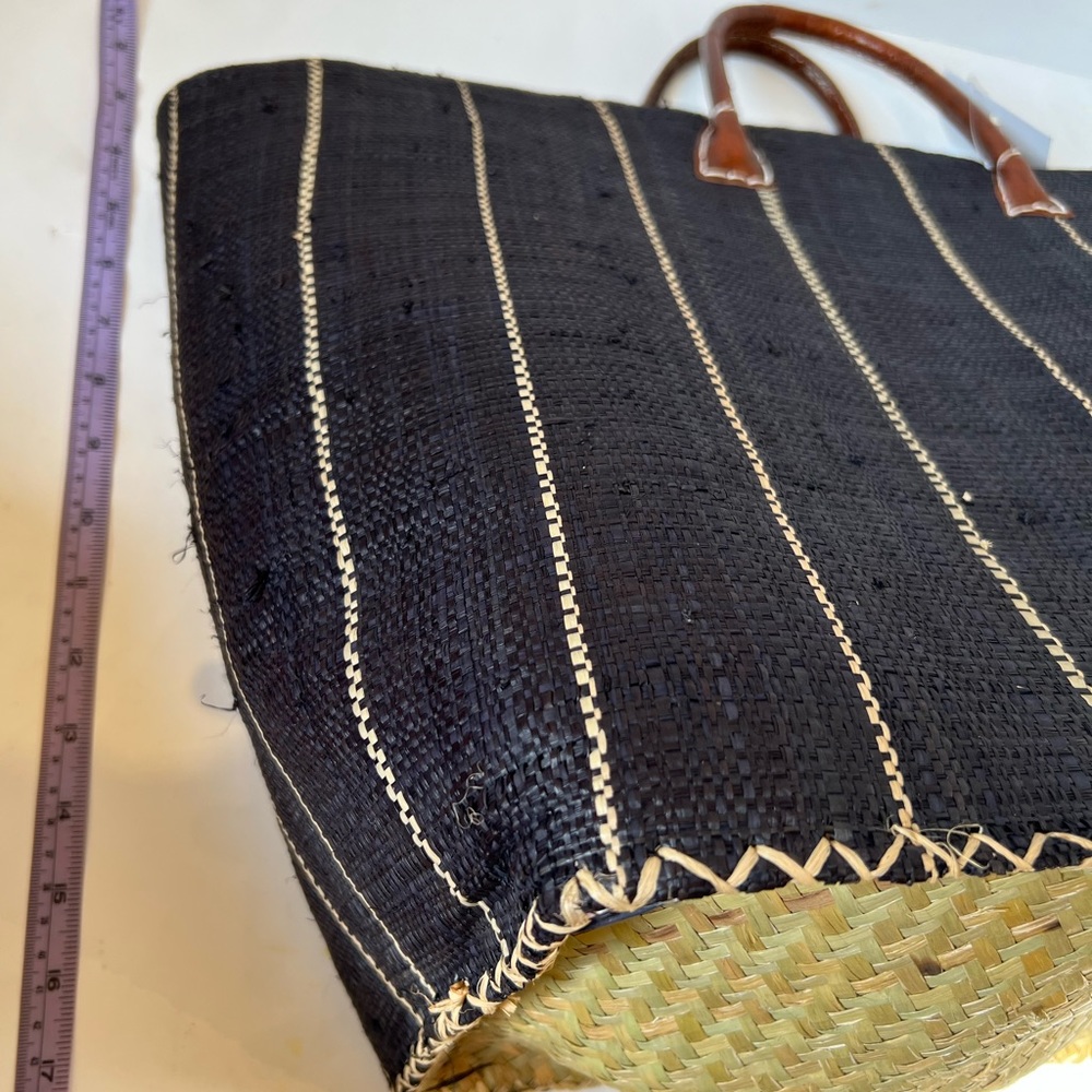 NWT jolie weave black  large tote - Picture 10 of 10